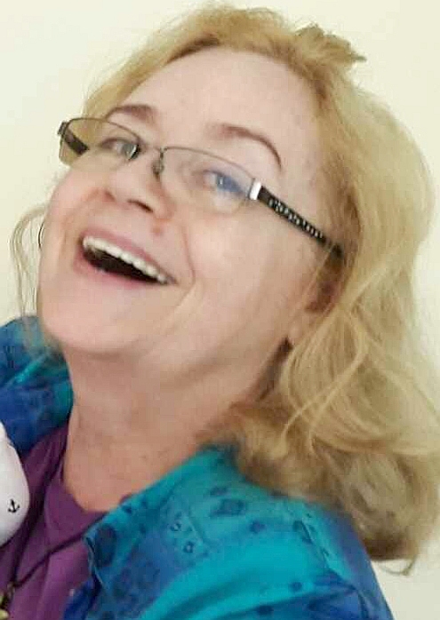Carmen Stoianov smiling